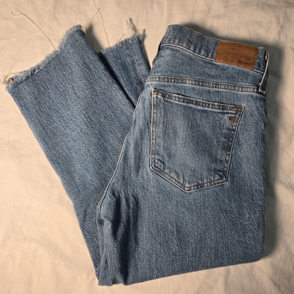 Madewell Mid-Rise Perfect Vintage Jeans Light Blue Raw Hem Was Cut/ Cropped 29